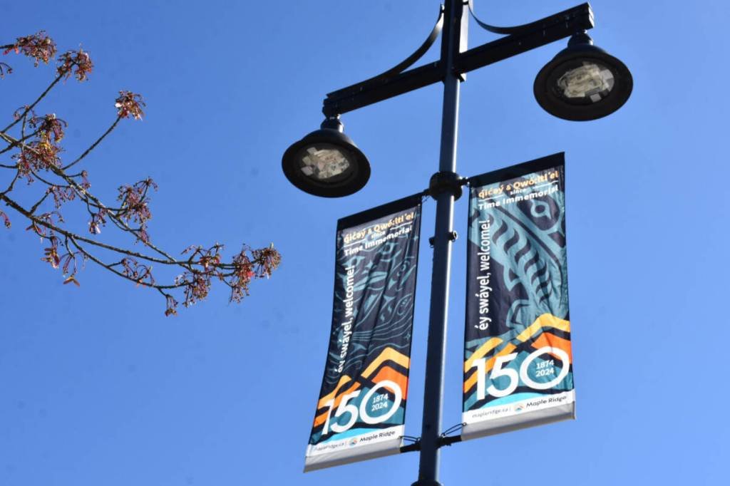 Maple Ridge Recycles Street Banners into Shopping Bags