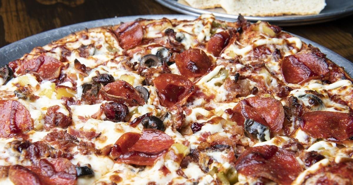 Lincoln's Yia Yia's Pizza Still Closed: What's Happening?