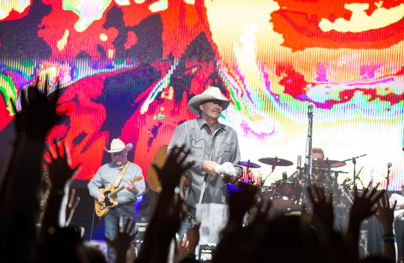 Willie Nelson's Farewell Show: More Stars Added to Lineup