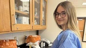 Emily Cole Wins SCC Health Sciences Student of the Month Award