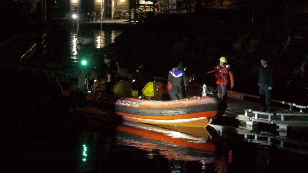 Comox Valley Kayaker Rescued After Hours Stranded