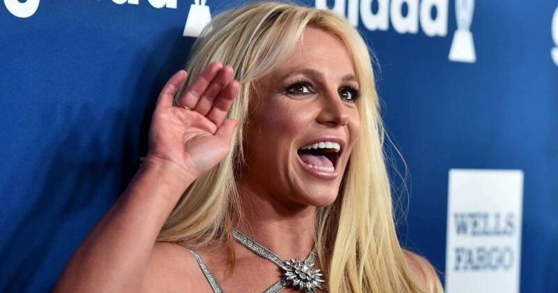 Britney Spears Dances on Yacht: Understanding the Context Behind the Headlines