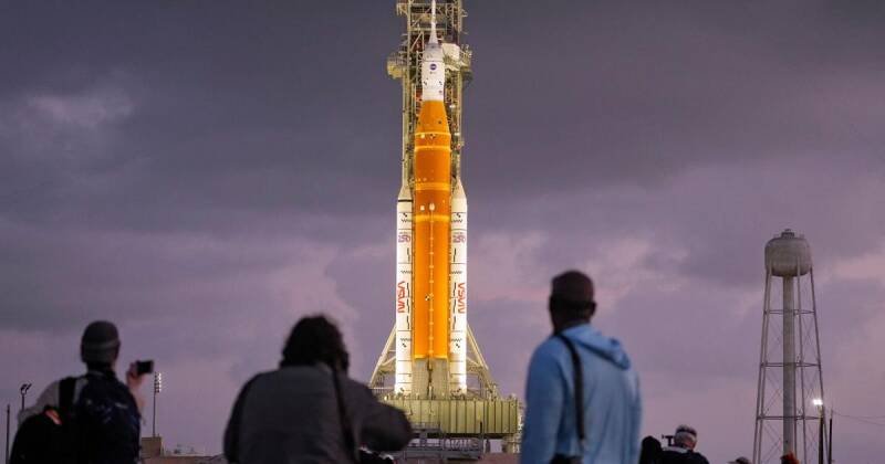 Artemis II: Humanity's Return to the Moon - What You Need to Know