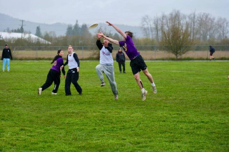 Ultimate Frisbee Soars in Saanich: New Field, Growing Interest