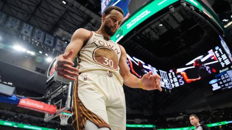 How Stephen Curry and Other Pros Handle Pressure: Overcoming Nerves in High-Stakes Situations