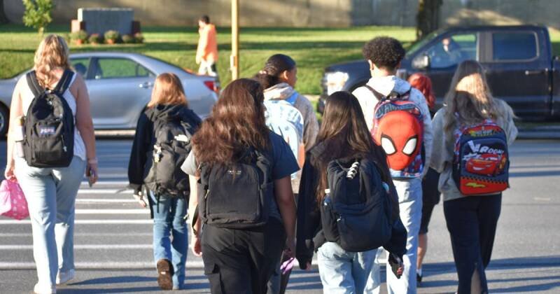 Social Media Ban for Kids Under 14: New Bill Explained