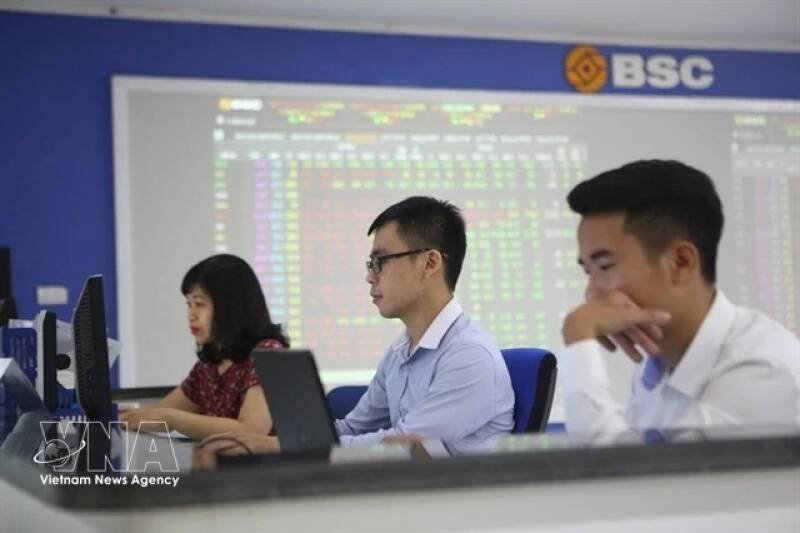 Vietnam Stock Market Poised for Growth: Reforms and Foreign Investment Signal Positive Outlook
