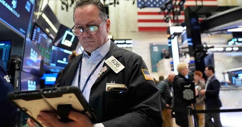Dow Surges 1300 Points: What's Driving the Market Rally?