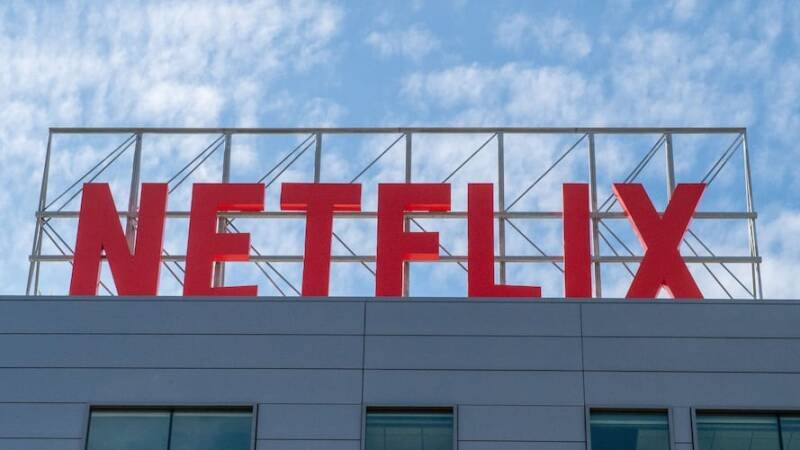 Netflix Stock Analysis: Buy, Sell, or Hold Before Earnings?