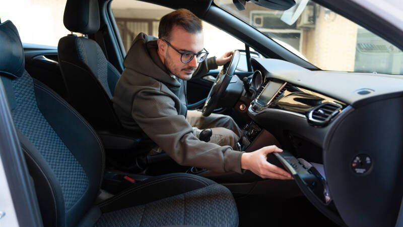 Don't Store These Items in Your Car's Glove Compartment: Expert Guide