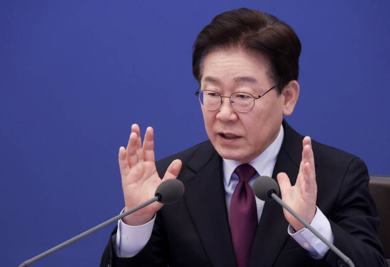 President Lee Jae Myung's Social Media Post Sparks Controversy: A Deep Dive