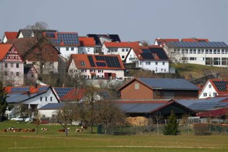 Does Solar Power Increase Electricity Costs for Everyone? Understanding the Impact