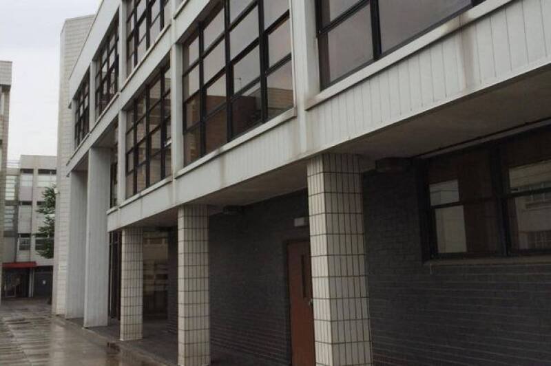Former Halton Magistrates' Court to Become Flats: Analysis & Future Outlook
