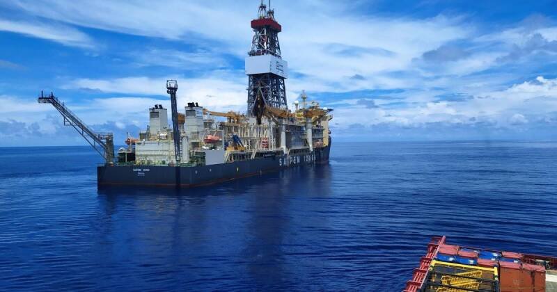 Oil Prices Dip: US-Iran Talks, Market Impact & Future Outlook