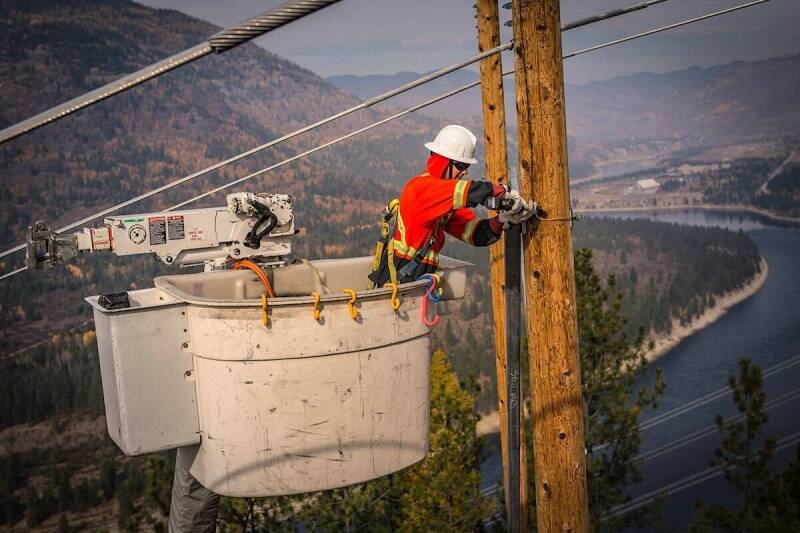 South Okanagan Power Cuts: Why FortisBC's Plan is Facing Backlash