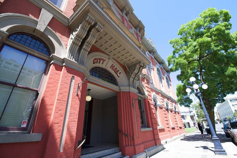 Victoria Election Turnout: Lessons from Hungary's High Voter Engagement