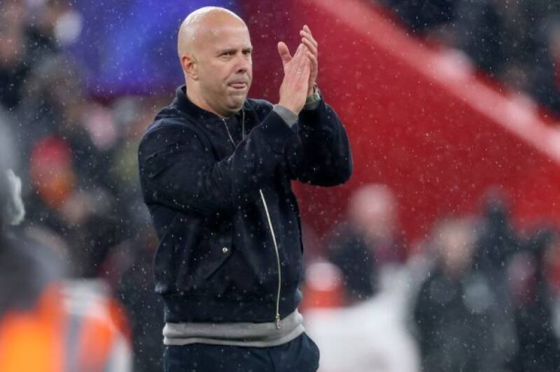 Arne Slot Under Pressure: Ex-Liverpool Star's Honest Verdict & Future Outlook