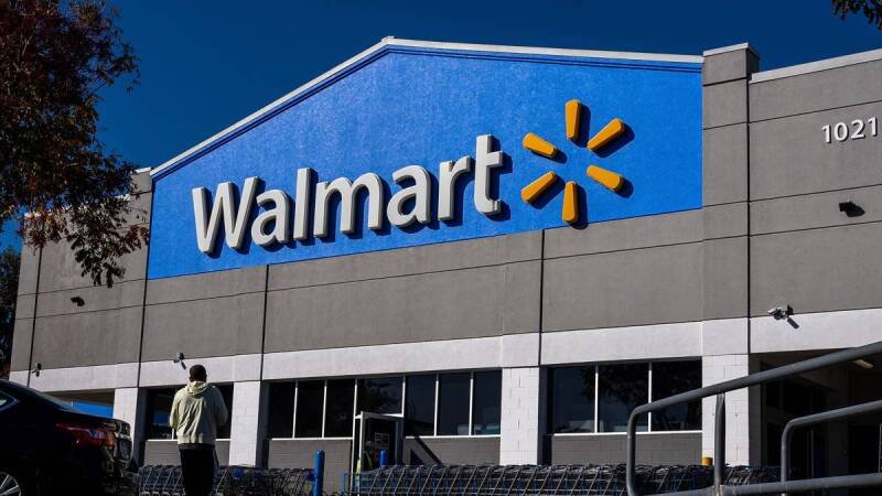 Walmart Plant Stand with Grow Lights: Grow Your Indoor Garden for $40