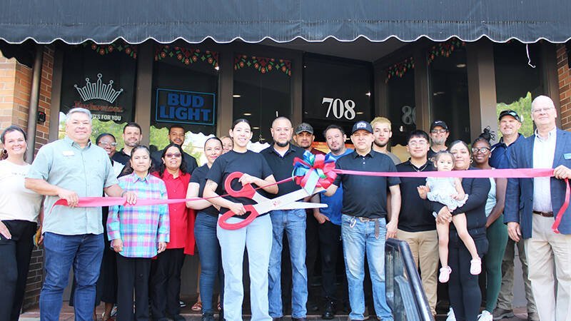 La Familia Restaurant Opens in West Point: A Boost for Local Economy