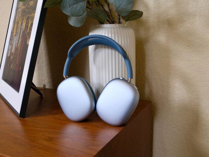 Apple AirPods Max 2: Review, Analysis, and Future Outlook