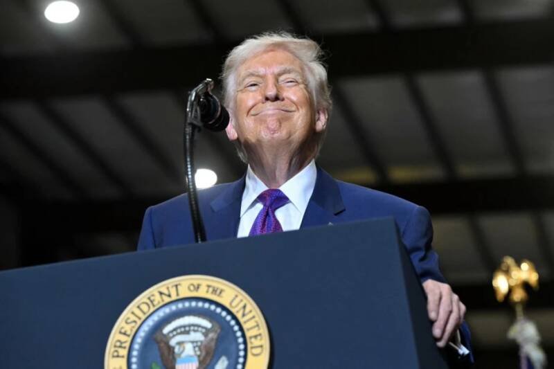 US Extends Shipping Waiver: What It Means for Energy Prices and Supply Chains