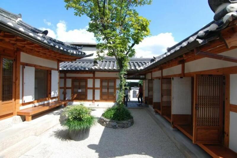 Discovering Tranquility: Exploring Traditional Korean Houses (Hanok)