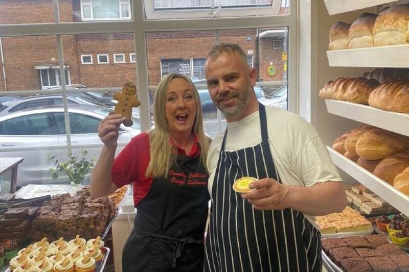 Cobosa Craze: Birmingham Bakery Creates Hybrid Food Sensation