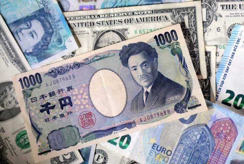 Japan Warns Yen Speculators: Intervention Looms Again